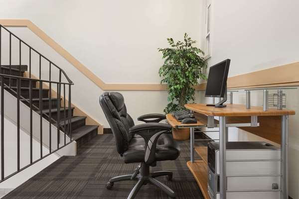 Conference Area - Travelodge South Calgary