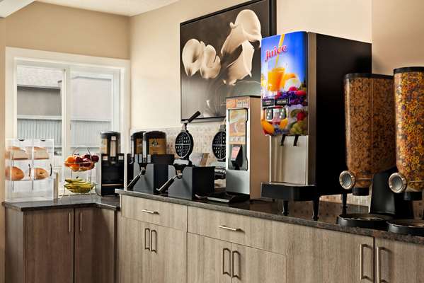 Restaurant - Travelodge South Calgary