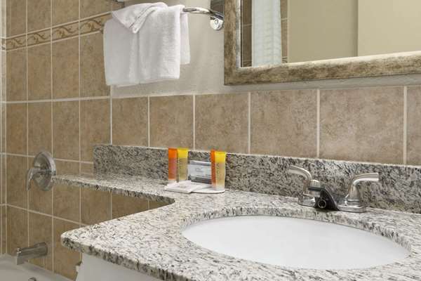  - Travelodge East Edmonton