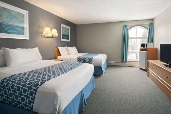  - Travelodge Suites Edmonton Airport Leduc