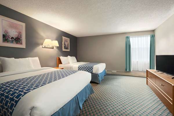  - Travelodge Suites Edmonton Airport Leduc