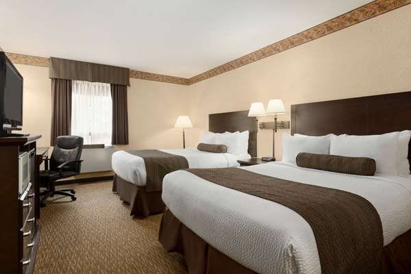  - Days Inn & Suites Sault Ste Marie