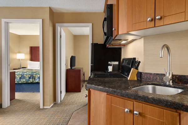  - Travelodge Whitby Oshawa