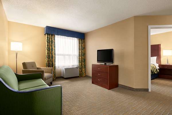  - Travelodge Whitby Oshawa