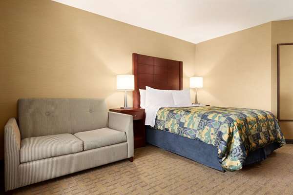  - Travelodge Whitby Oshawa