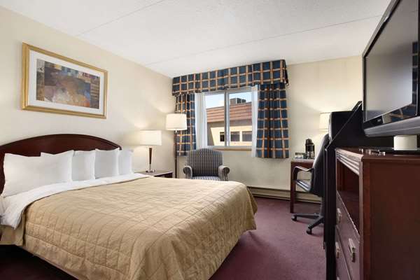  - Travelodge East Gloucester Ottawa