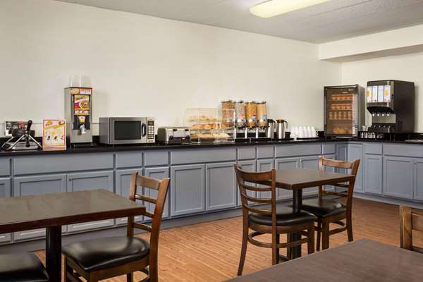 Amenities - Travelodge West Edmonton