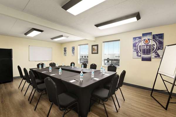  - Travelodge West Edmonton