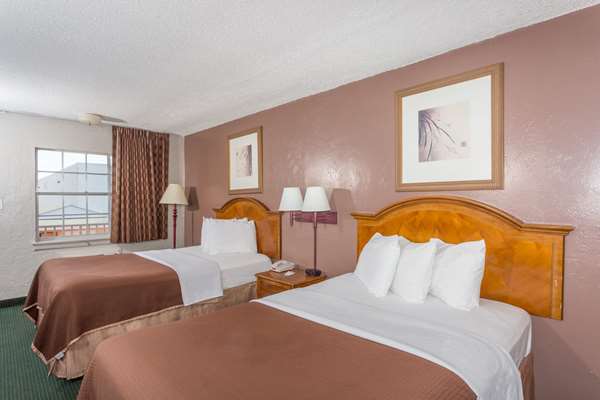  - Howard Johnson Inn Fort Myers