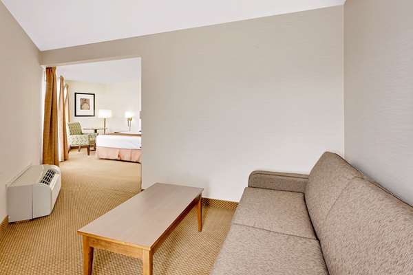  - Ramada Inn Kamloops