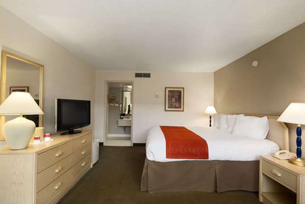  - Ramada Inn Gateway Kissimmee