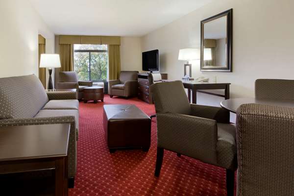 Suite - Wingate by Wyndham Tyvola Charlotte - I-77, Exit 5