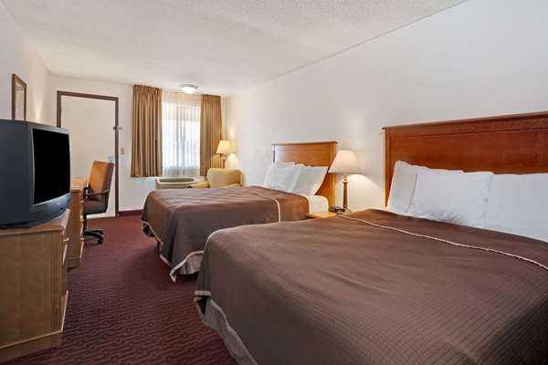  - Howard Johnson Express Inn Tallahassee - I-10, Exit 199