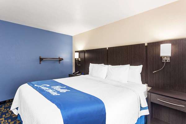  - Days Inn East Flagstaff - I-40, Exit 201