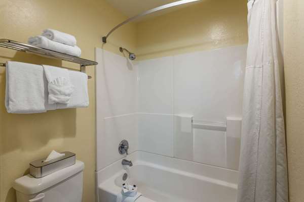  - Days Inn East Flagstaff - I-40, Exit 201