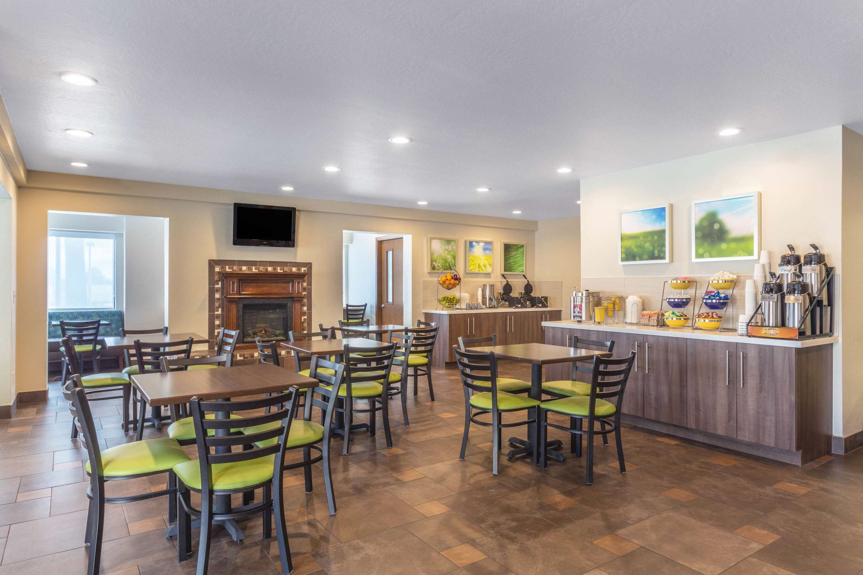 Property amenity | Days Inn & Suites by Wyndham East Flagstaff