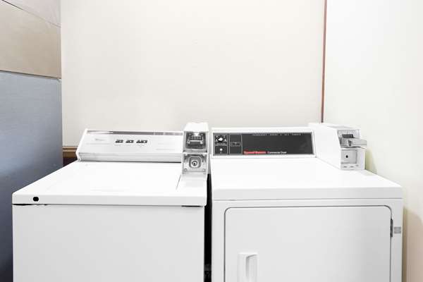 Amenities - Days Inn Denham Springs - I-12, Exit 10