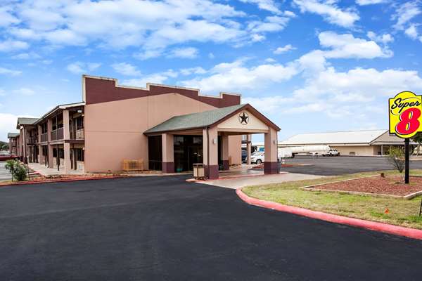 Exterior view - Super 8 Motel Giddings