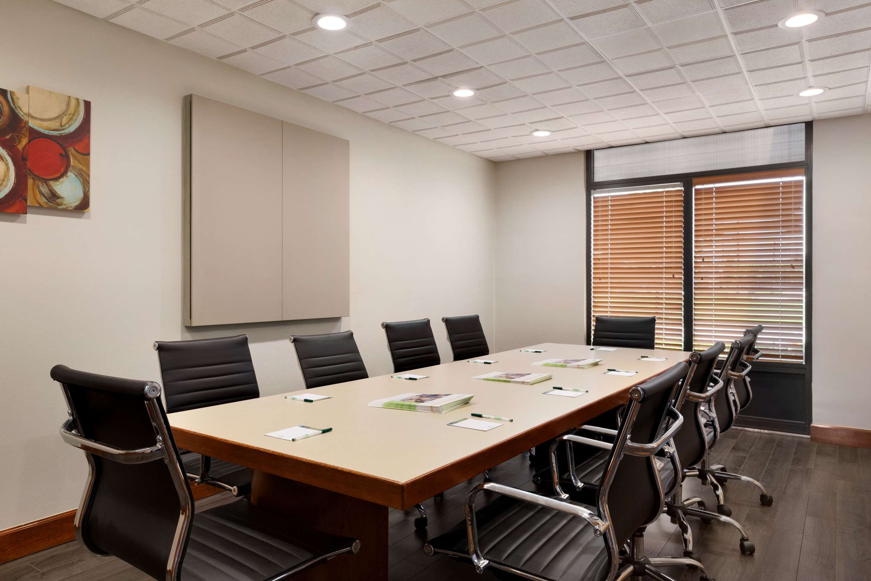 board room | Wingate by Wyndham - Montgomery