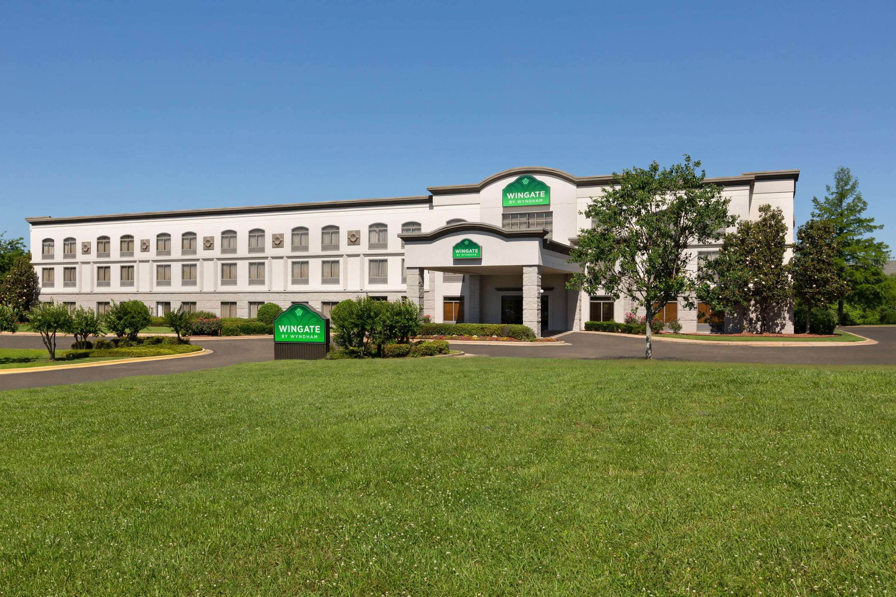 Exterior | Wingate by Wyndham - Montgomery
