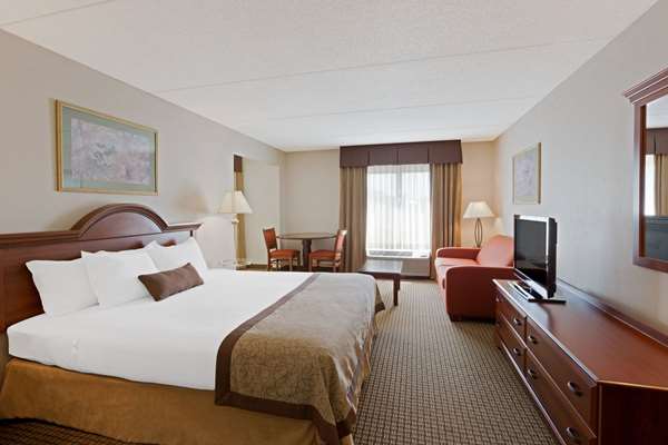  - Wingate by Wyndham Charlotte Airport - I-85, Exit 32