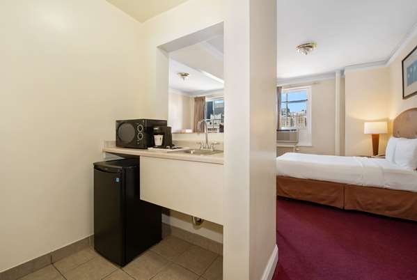 - Travelodge Hotel Chicago
