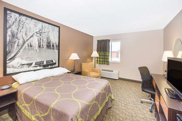  - Super 8 Hotel Belleville