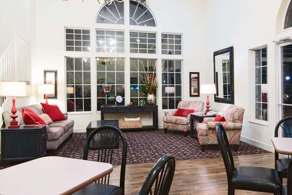  - Super 8 Hotel Richmond