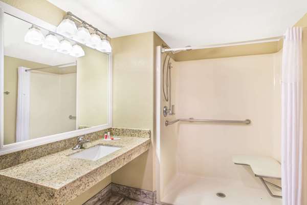  - Days Inn Buckeye - I-10, Exit 114