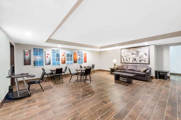  - Super 8 Hotel Winfield