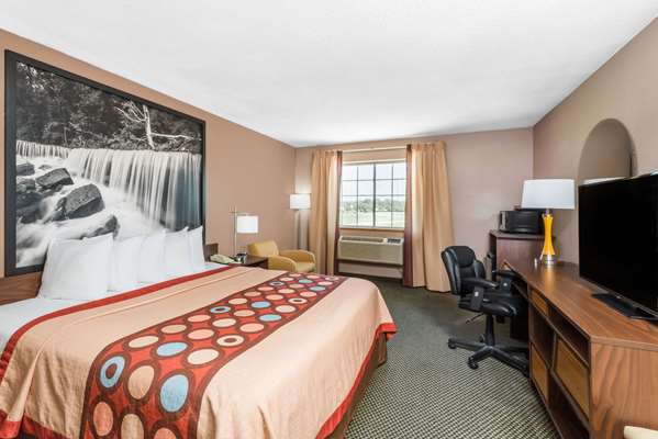  - Super 8 Hotel Winfield