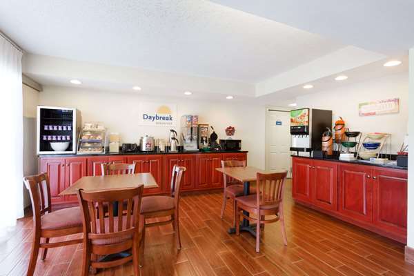  - Days Inn Charlottesville