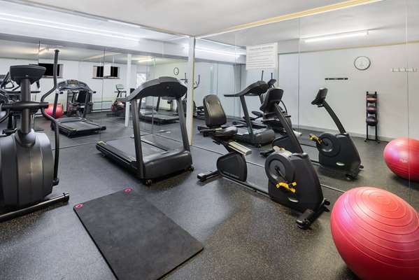 Fitness/ Exercise Room - Days Inn Charlottesville