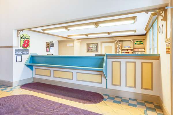  - Super 8 Hotel Brooklyn