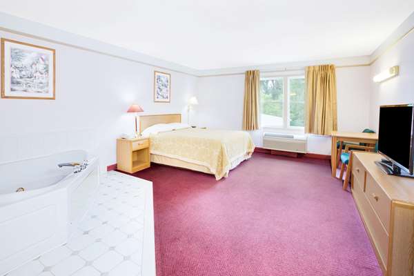  - Super 8 Hotel Brooklyn