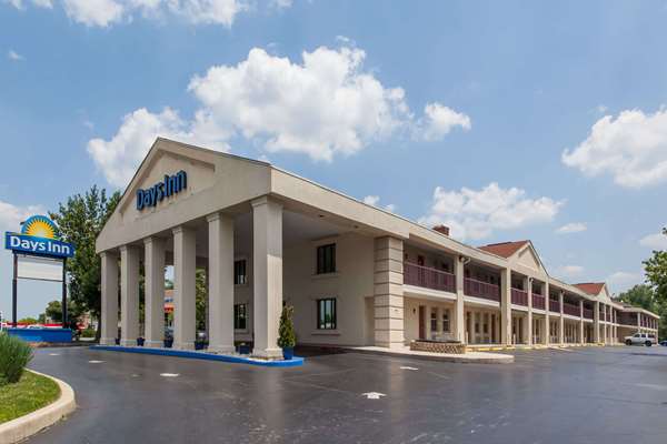 Exterior view - Days Inn Wilmington