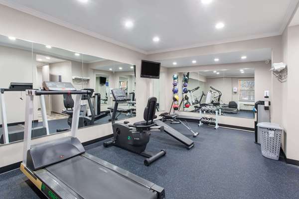 Fitness/ Exercise Room - Days Inn Wilmington