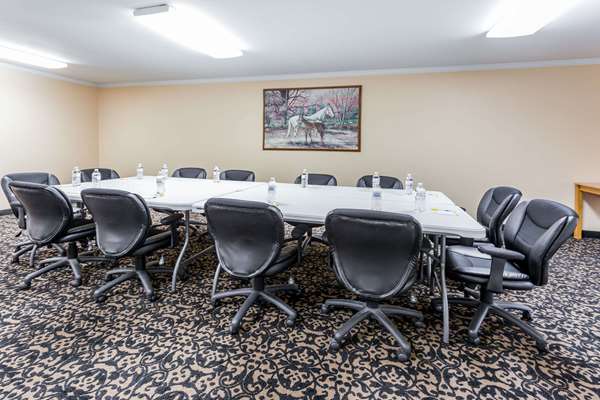  - Days Inn Imlay City