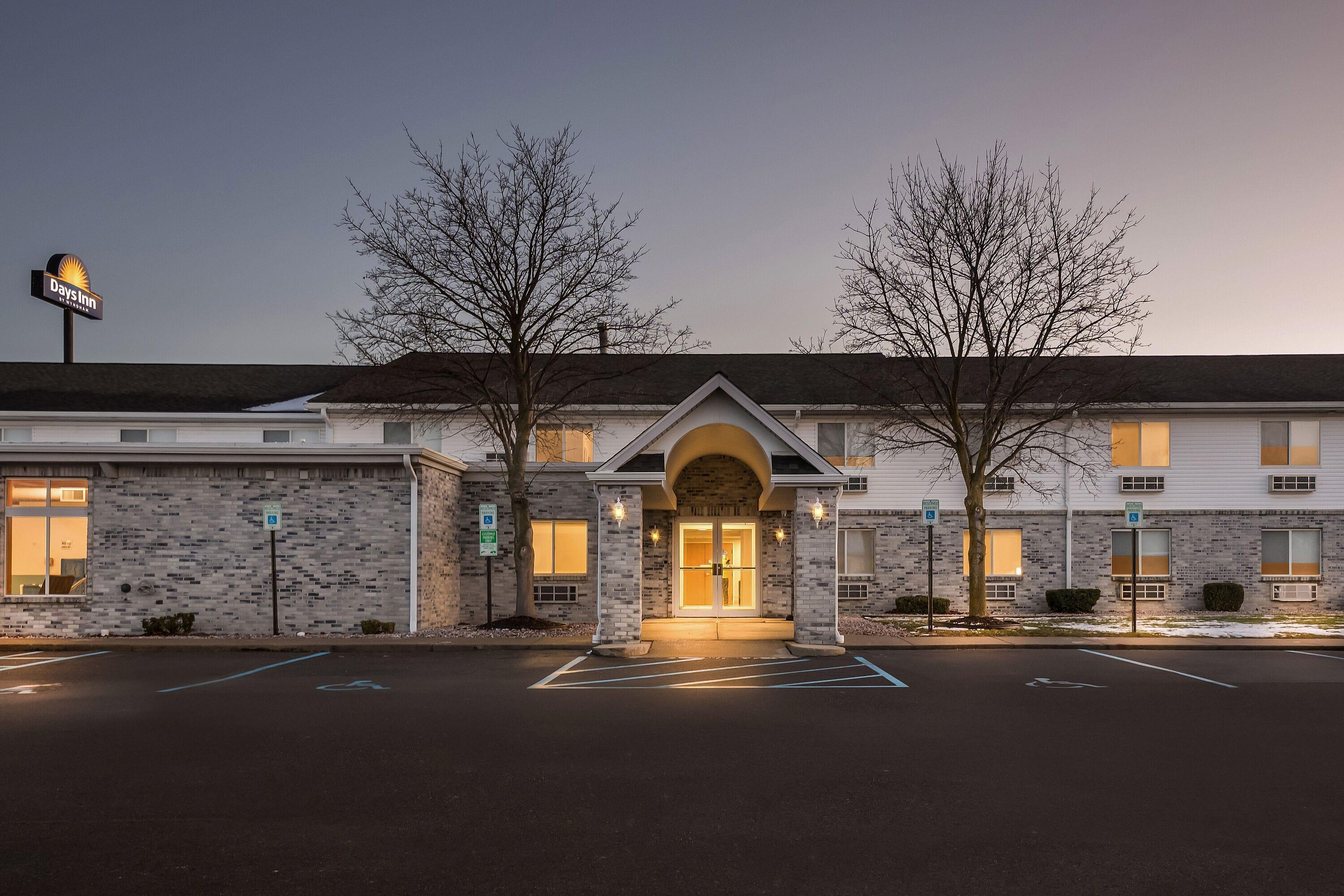 Exterior | Days Inn by Wyndham Imlay City