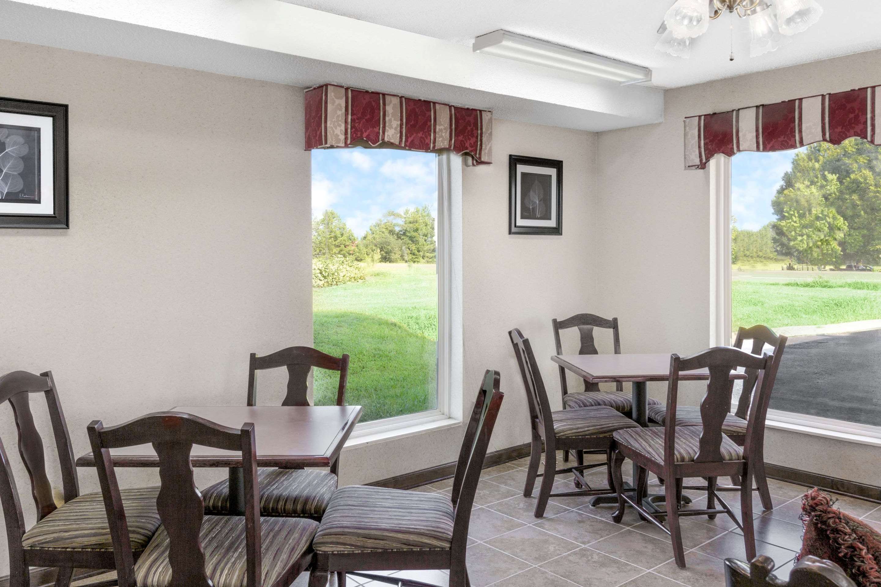 Property amenity | Super 8 by Wyndham Whiteville