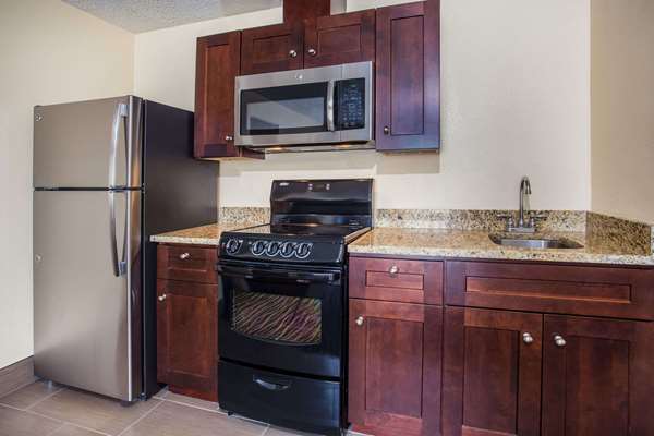 Suite - Days Inn Yakima - I-82, Exit 31