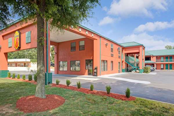 Exterior view - Super 8 Motel Gainesville