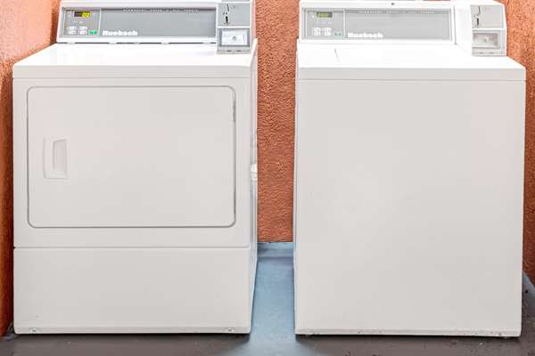  - Super 8 Motel Gainesville