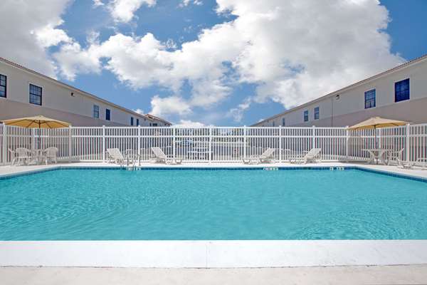 Pool - Days Inn Casper - I-25, Exit 188A