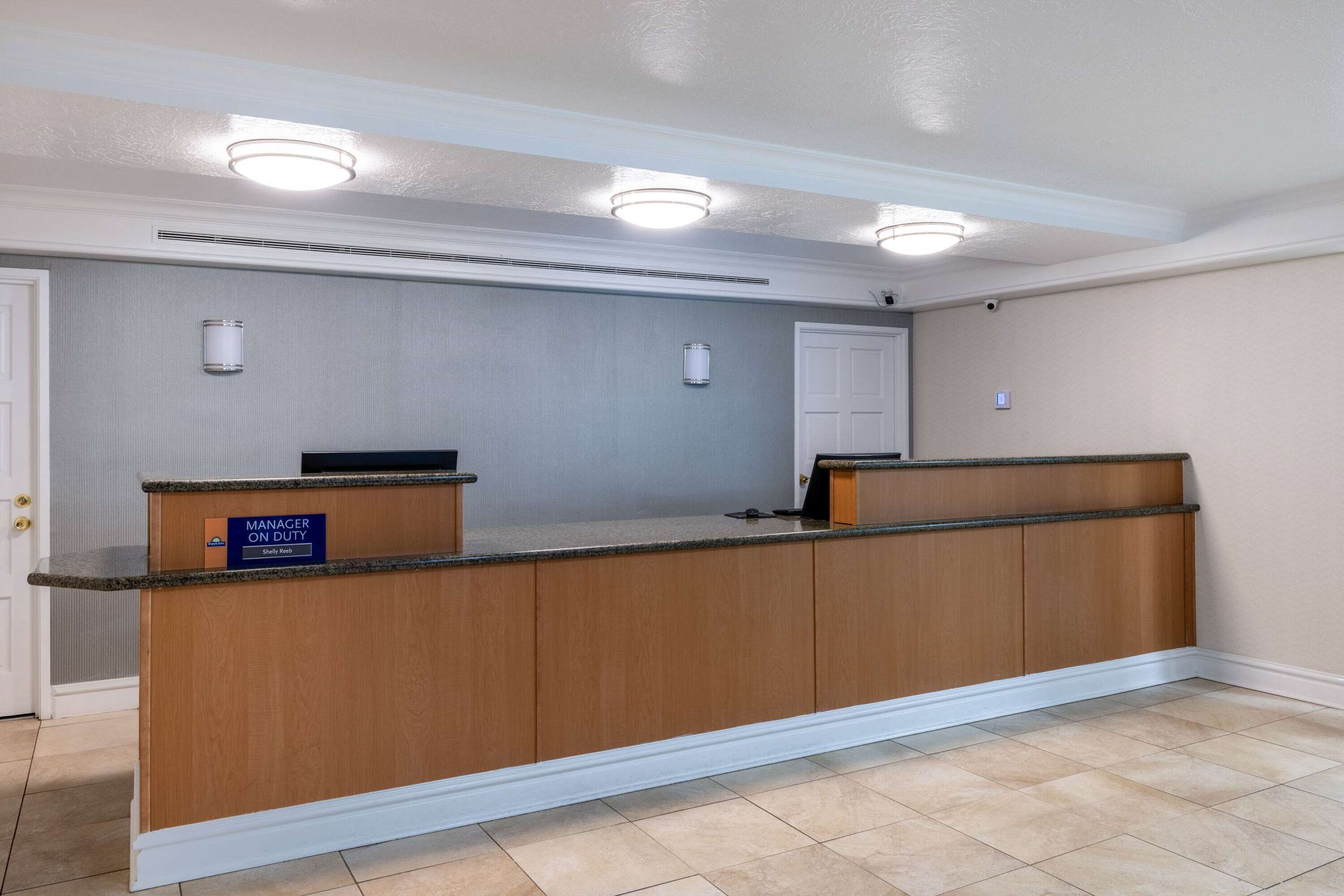 Lobby | Days Inn by Wyndham Casper
