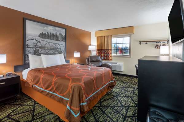  - Super 8 Motel Wooster