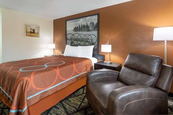  - Super 8 Motel Wooster