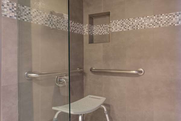  - Super 8 Motel Mountain View