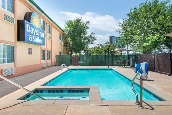 Pool - Days Inn & Suites Wichita - I-135, Exit 1A