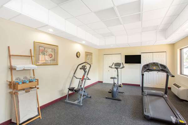 Fitness/ Exercise Room - Baymont Inn & Suites Midway - I-10, Exit 192